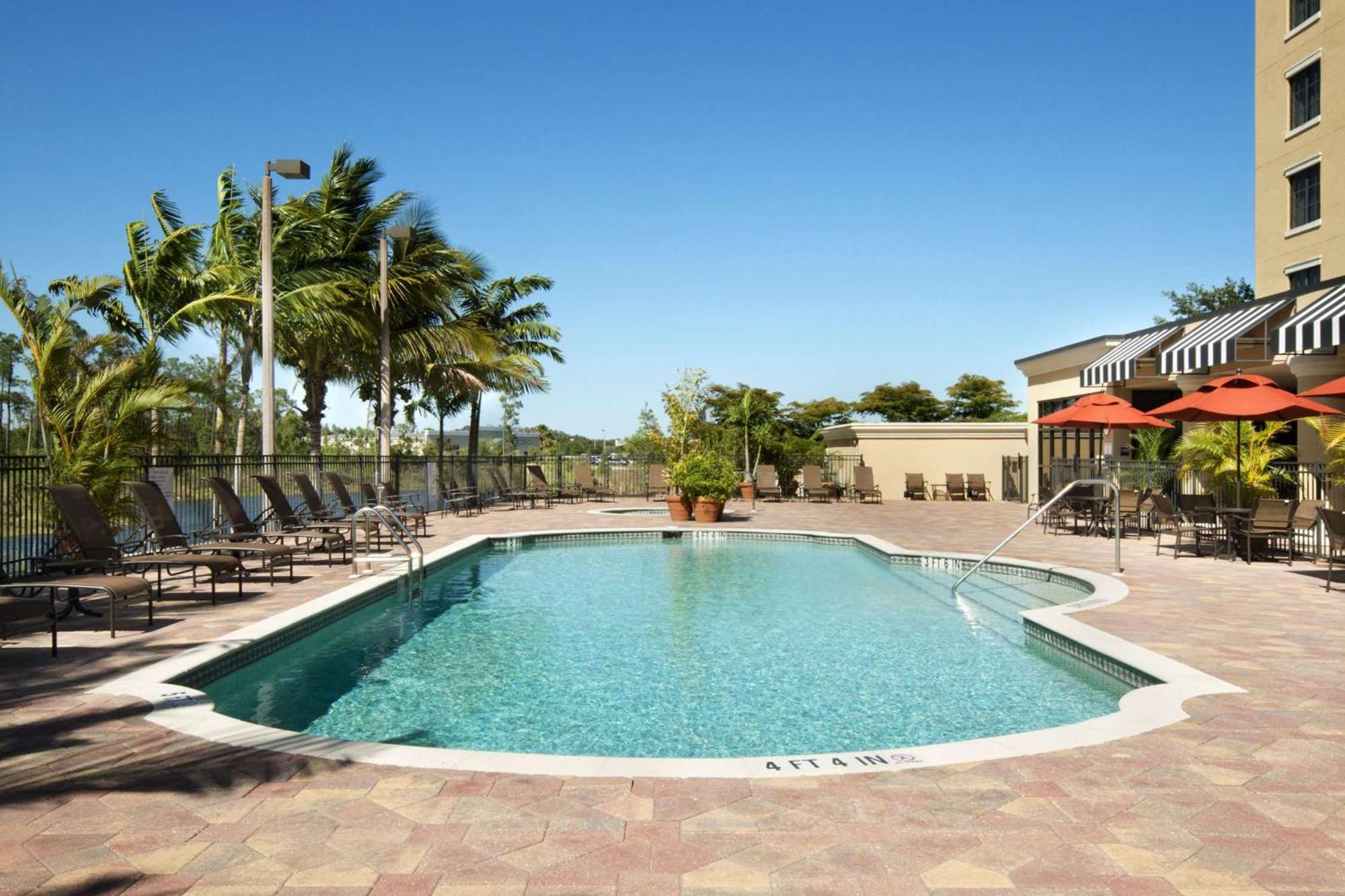 Embassy Suites Fort Myers - Estero Zewnętrze zdjęcie